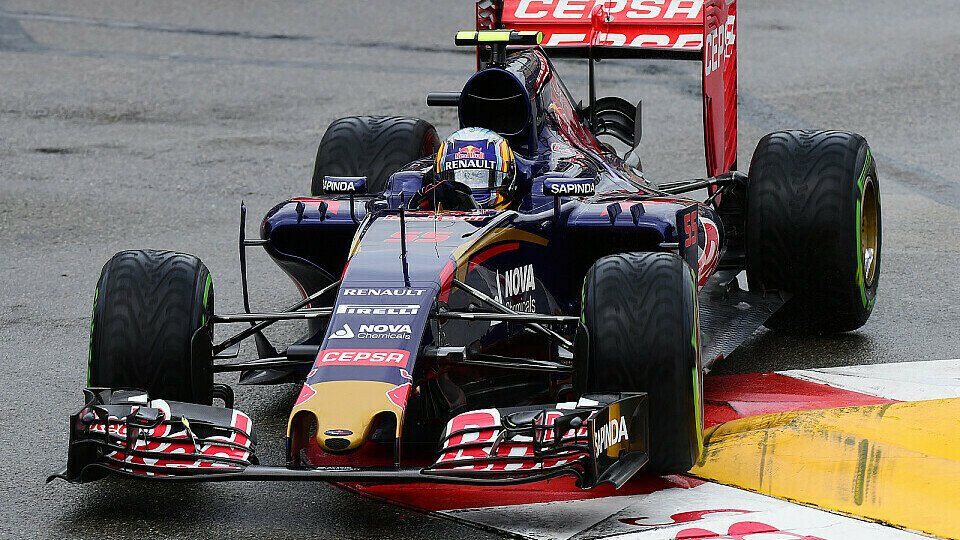 Zum ersten Mal sitzt Carlos Sainz Jr. in Monaco in einem Formel-1-Auto, Foto: Sutton