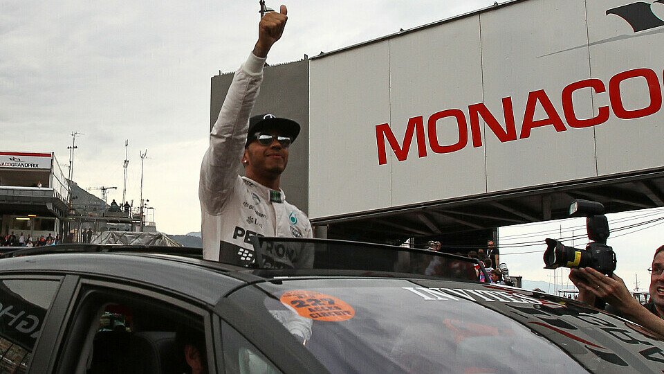 Jubelt Lewis Hamilton auch am Sonntag?, Foto: Sutton