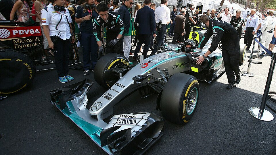 Rosberg siegte mit einigem Glück, Foto: Sutton