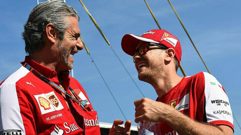Maurizio Arrivabene schwärmt von Sebastian Vettel, Foto: Sutton