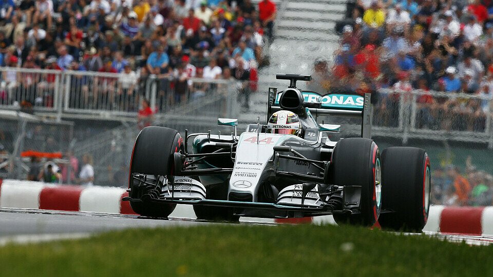 Lewis Hamilton hatte wieder die Nase vorne, Foto: Mercedes-Benz