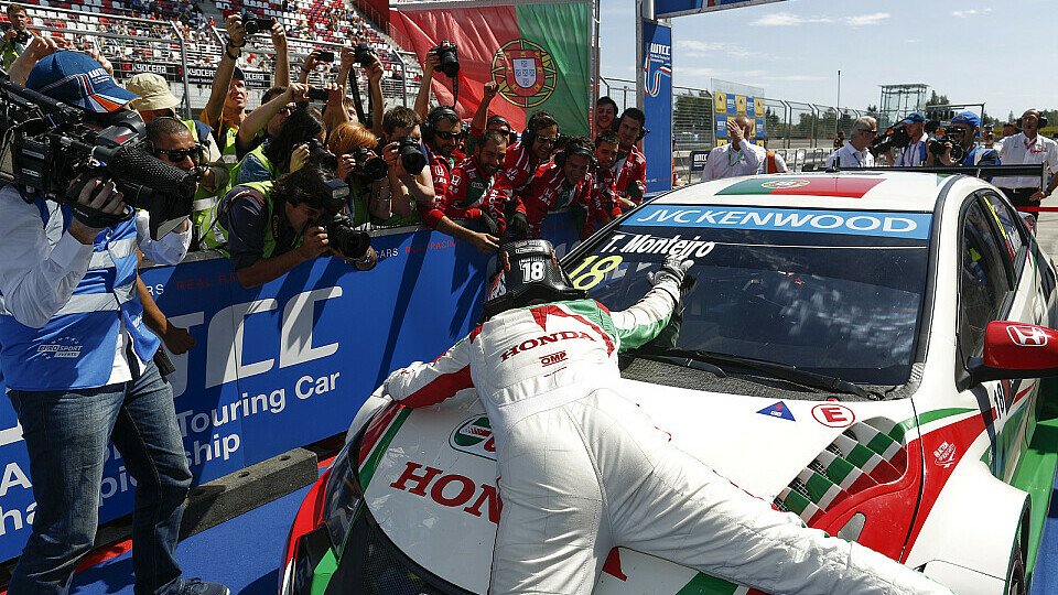 Monteiro konnte in Russland einen von nur zwei Honda-Siegen einfahren, Foto: WTCC