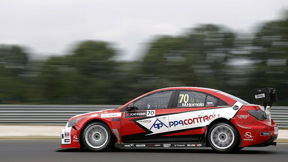 Nach Homola setzt Campos einen weiteren Lokalmatador ins dritte Auto, Foto: WTCC