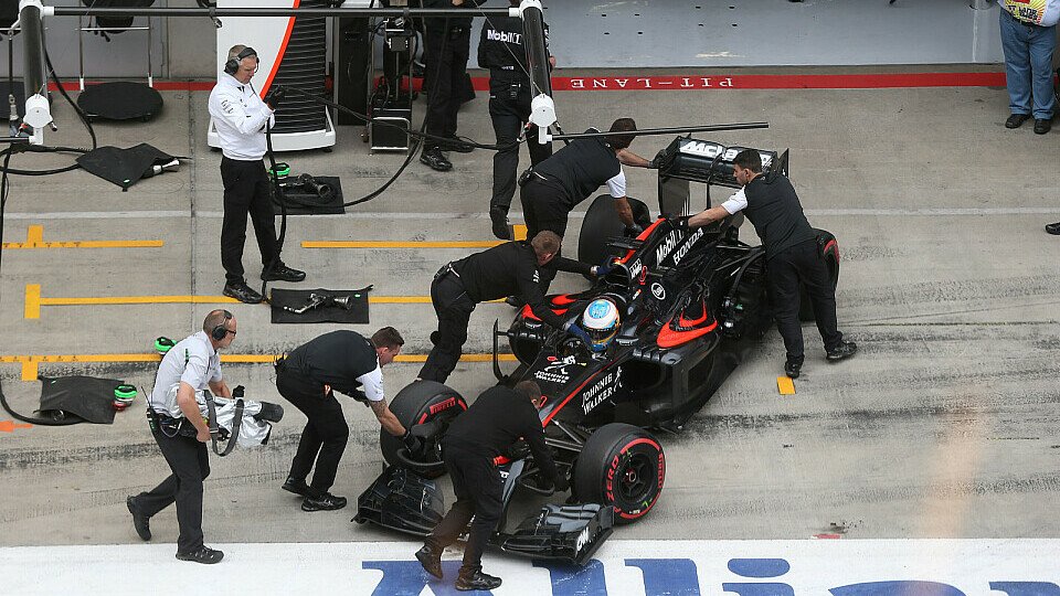 McLaren kommt einfach nicht auf Touren, Foto: Sutton
