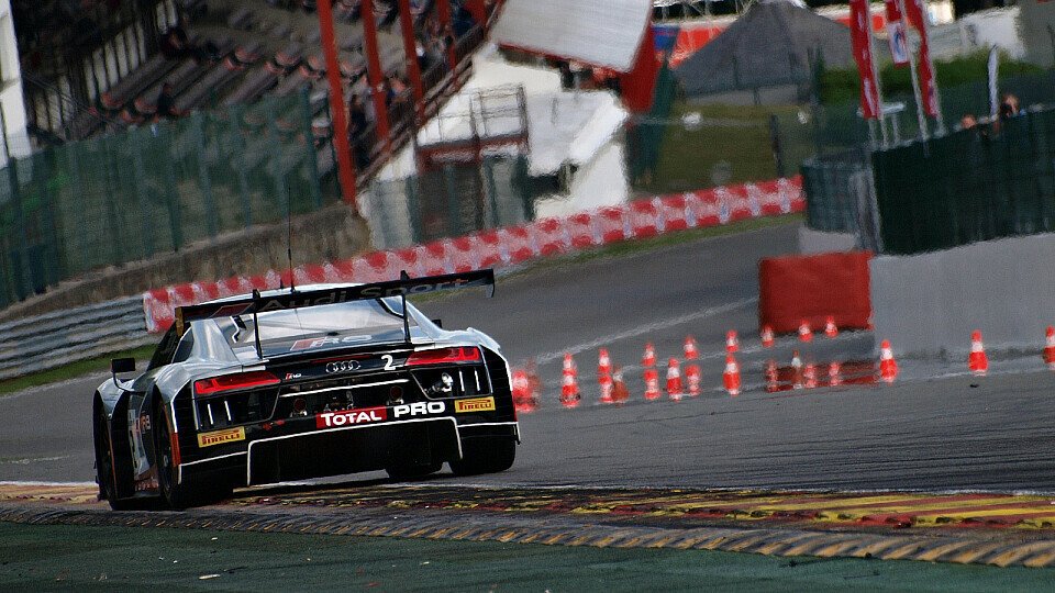 Der WRT-Audi um Frank Stippler auf dem Circuit de Spa-Francorchamps