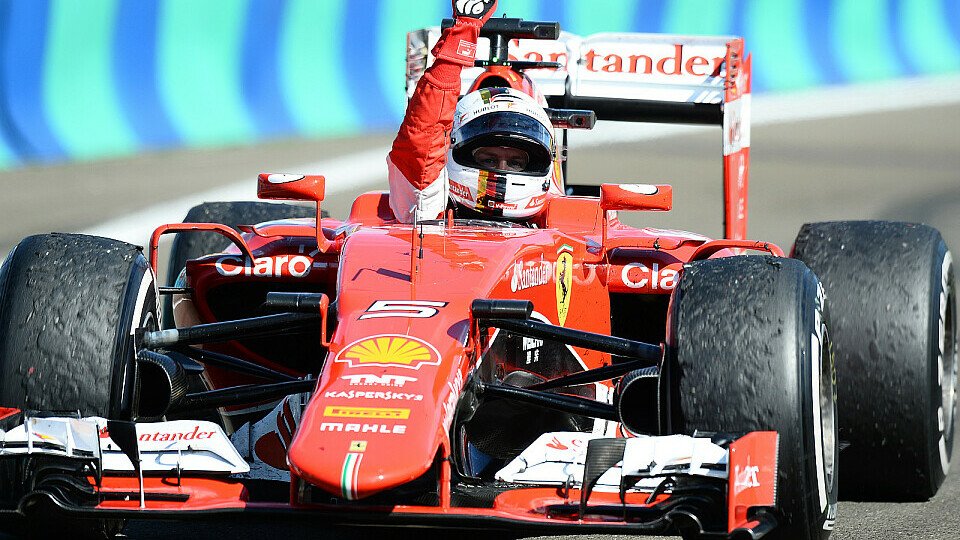 Sebastian Vettel feierte bereits zwei Saisonsiege im Ferrari SF15-T, Foto: Sutton
