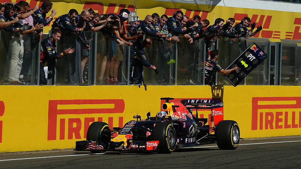 Trotz des dritten Platzes in Ungarn glaubt Daniel Ricciardo nicht an einen Sieg in dieser Saison, Foto: Sutton