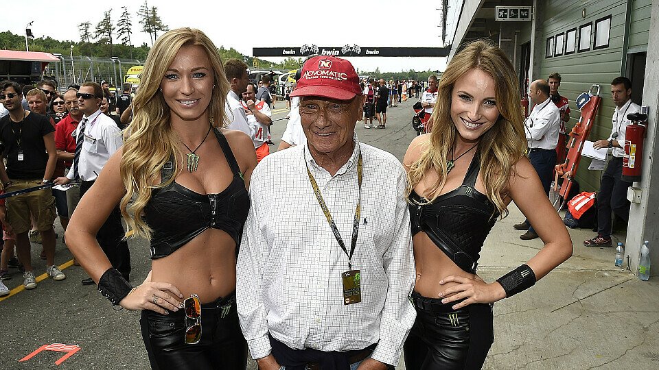 Niki Lauda war nur einer von vielen Gästen, die die MotoGP in Brünn in vollen Zügen genossen, Foto: Milagro