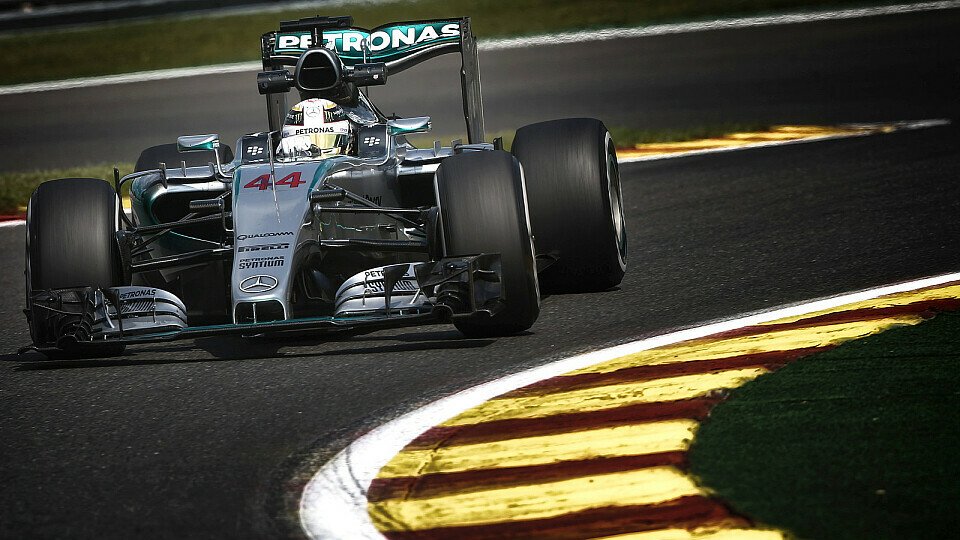 Lewis Hamilton sicherte sich die Bestzeit in Spa, Foto: Sutton