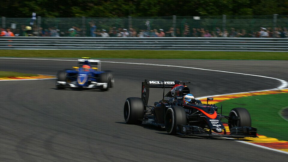 McLaren wird in Monza wegen Strafen für Motorenwechsel offenbar wieder von ganz hinten starten müssen, Foto: Sutton