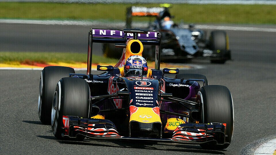 Red Bull plant einen Motorwechsel in Monza, Foto: Sutton