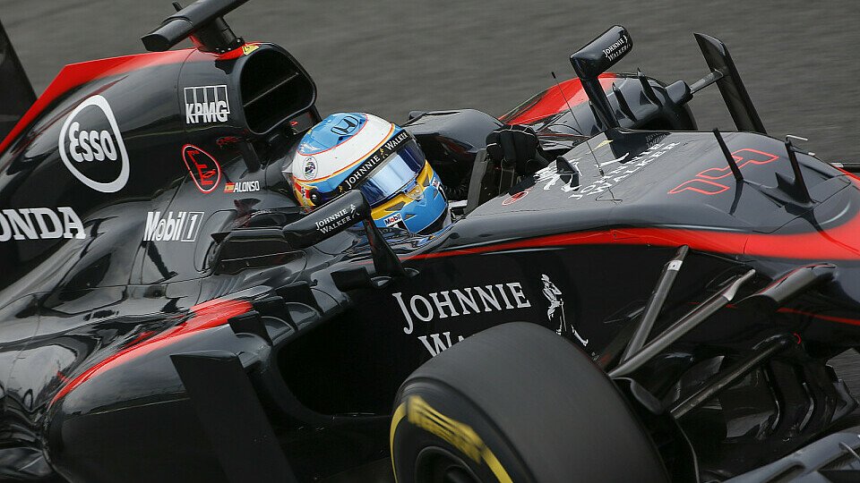 Fernando Alonso hat große Ziele in Singapur, Foto: Sutton