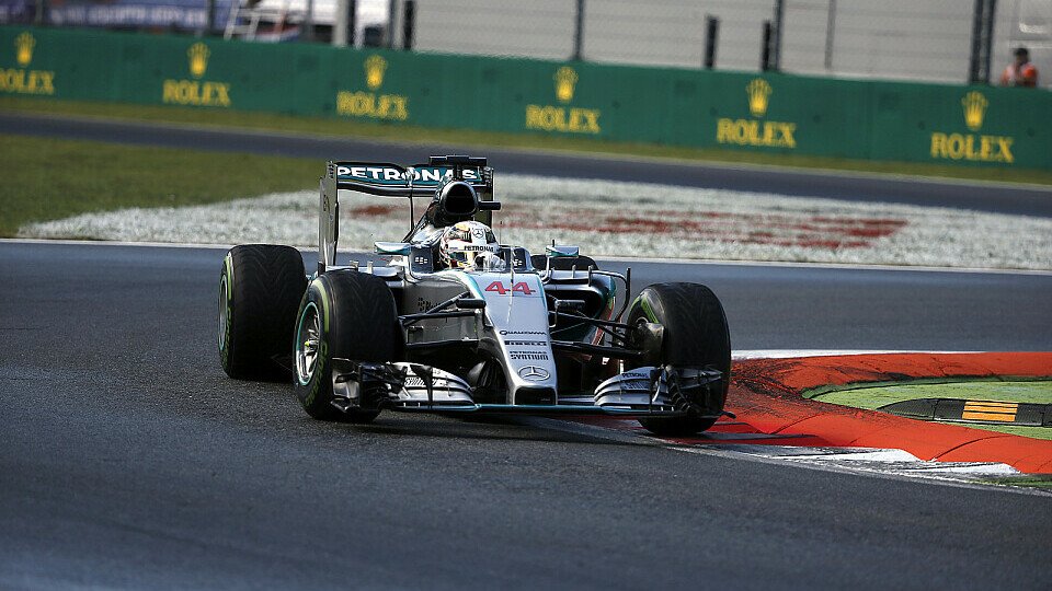 Lewis Hamilton sichert sich die Pole in Monza, Foto: Sutton