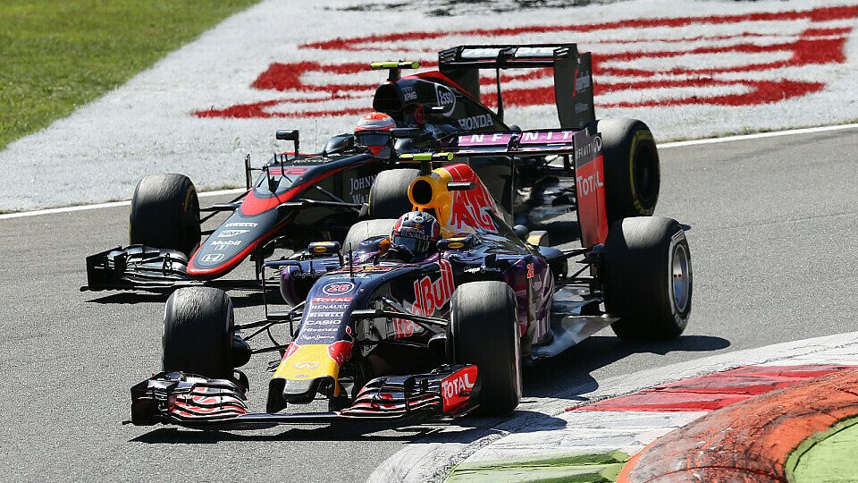 McLaren stimmte gegen Red Bull, Foto: Sutton