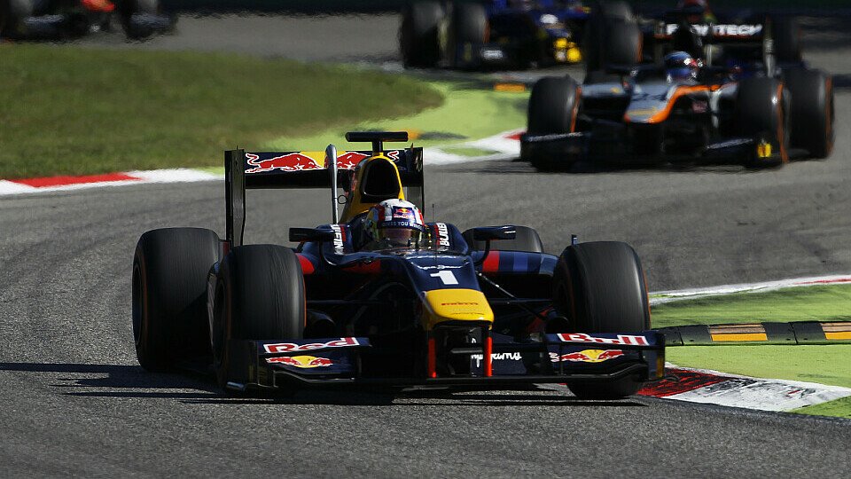 Pierre Gasly konnte die Konkurrenz im GP2-Qualifying nur hauchdünn hinter sich lassen, Foto: GP2 Series