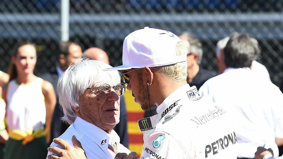 Lewis Hamilton kann sich bei Bernie Ecclestone bedanken, Foto: Sutton