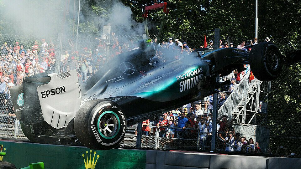 Nico Rosberg hatte in Monza doppeltes Motoren-Pech, Foto: Sutton