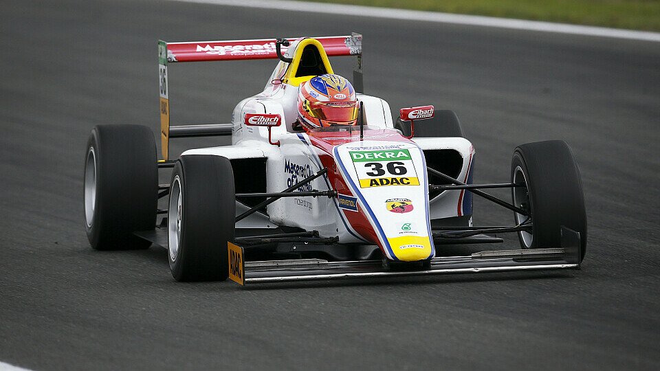 Joey Mawson fuhr in Oschersleben seinen vierten Saisonsieg ein, Foto: ADAC Formel 4