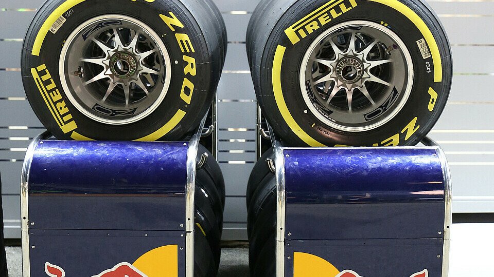 Pirelli darf nach dem Saisonfinale testen, Foto: Sutton