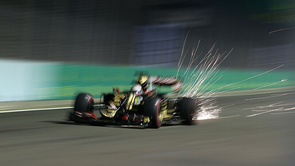 Der erste Tag in Singapur war kein Feuerwerk von Romain Grosjean, Foto: Sutton