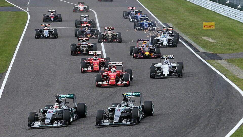 Der Japan GP büßte Zuschauer ein, Foto: Sutton