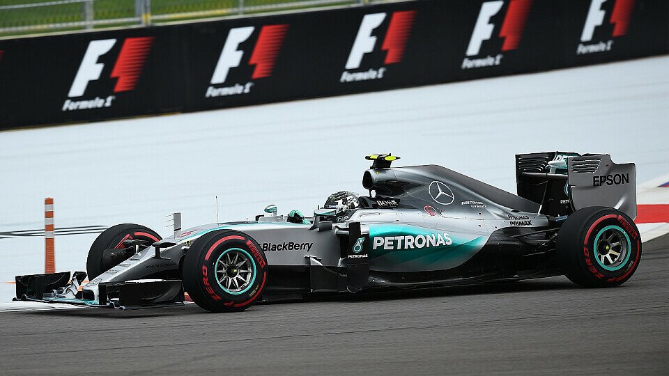 Nico Rosberg kämpft bis zum bitteren Ende um den Titel, Foto: Sutton