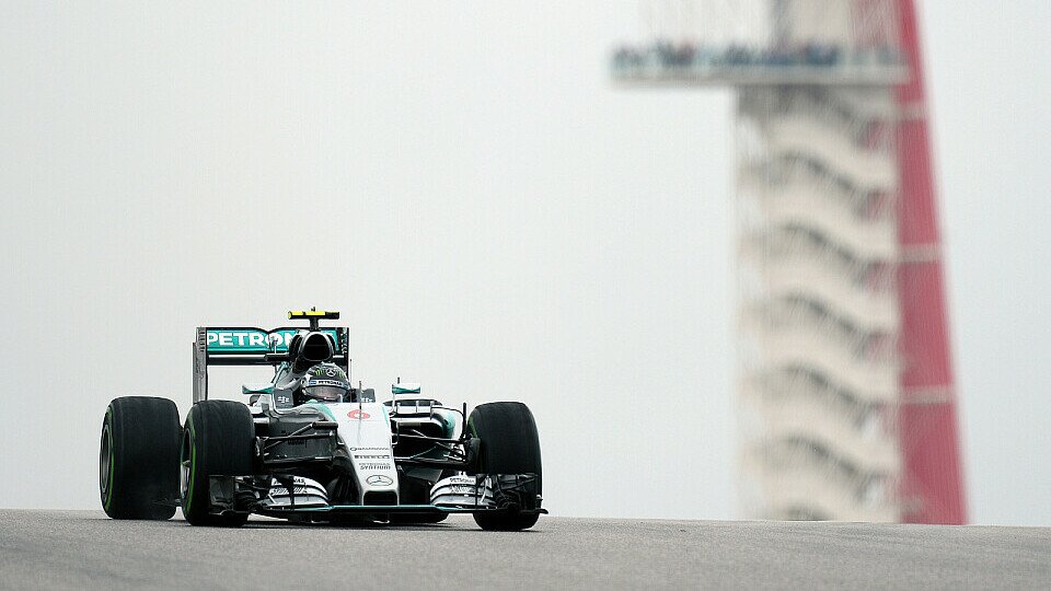 Nico Rosberg holt sich die Bestzeit beim ersten Freien Training zum US GP