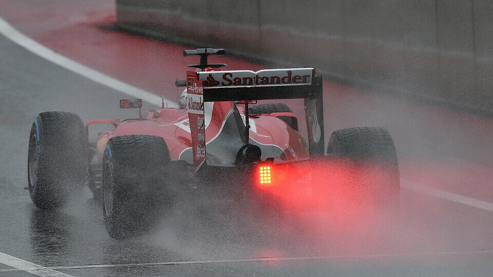 Zwei Regentesttage sollen Pirelli bei der Entwicklung der Full-Wets helfen, Foto: Sutton