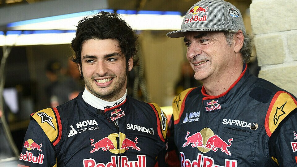 Carlos Sainz junior würde seinen Vater gerne mit auf eine Runde im Formel-1-Auto nehmen, Foto: Sutton