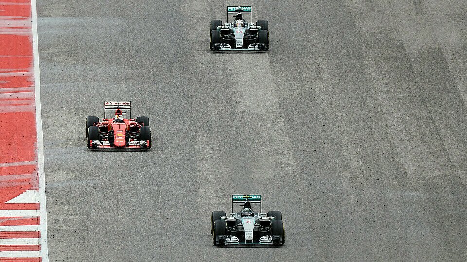 Vettel fliegt zu Platz 3, Foto: Sutton