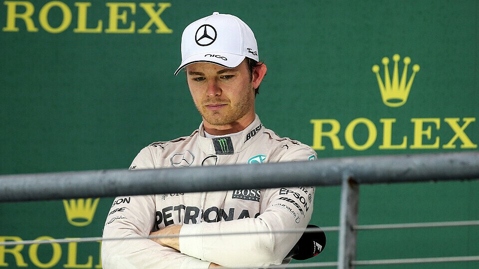 Rosberg erklärt, er habe das Rennen verloren, Foto: Sutton