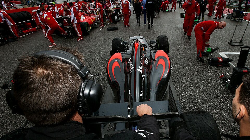 McLaren bekam das Problem bei Alonso zwar in den Griff, doch da war es schon zu spät, Foto: Sutton