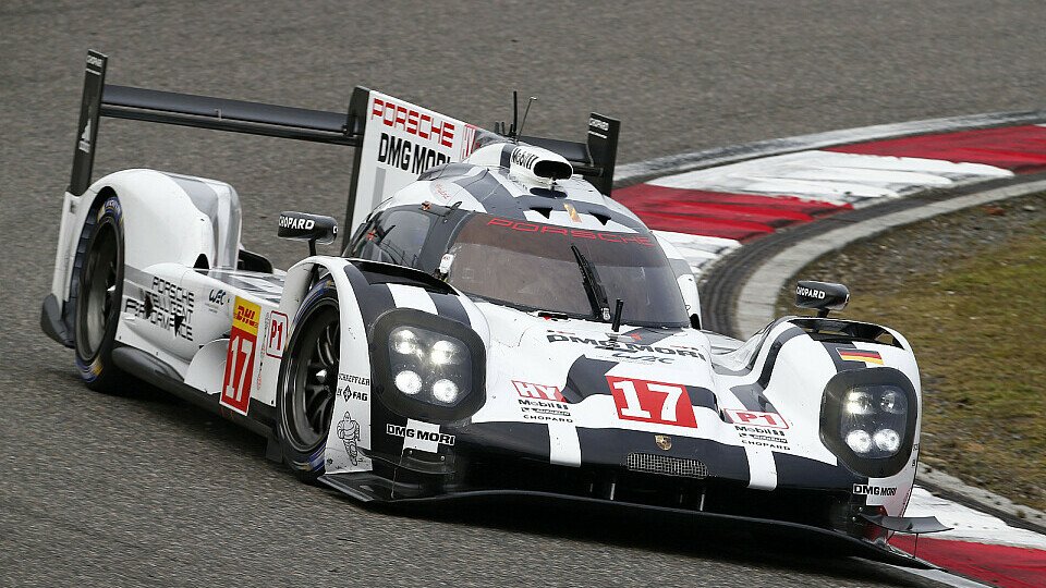 Mark Webber und Brendon Hartley haben sich für die ersten Startreihe qualifiziert, Foto: Porsche