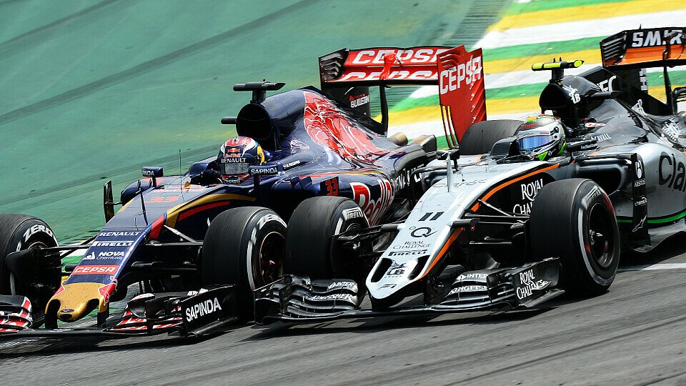Verstappen setzte sich in Brasilien hart gegen Sergio Perez durch, Foto: Sutton
