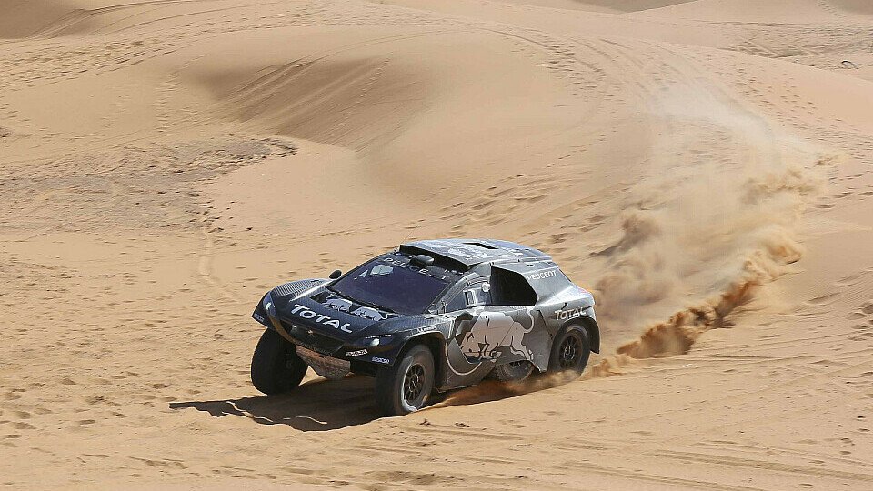 Das Team Peugeot bereitete sich in Marokko auf die Rallye Dakar 2016 vor, Foto: Peugeot