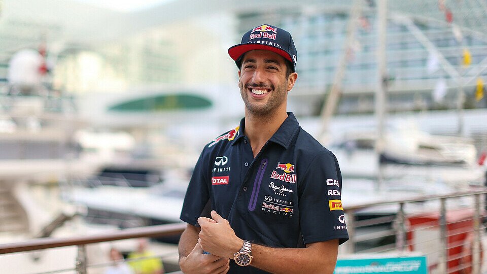 Daniel Ricciardos Lächeln war noch das Strahlendste, was Red Bull in Abu Dhabi zu bieten hatte, Foto: Sutton