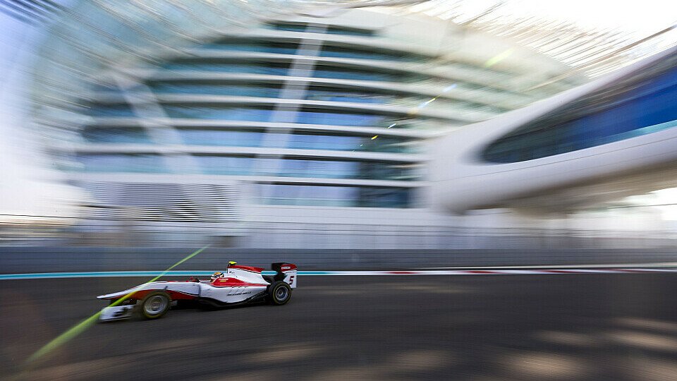 Charles Leclerc flog um den Yas Marina Circuit, Foto: GP3 Series