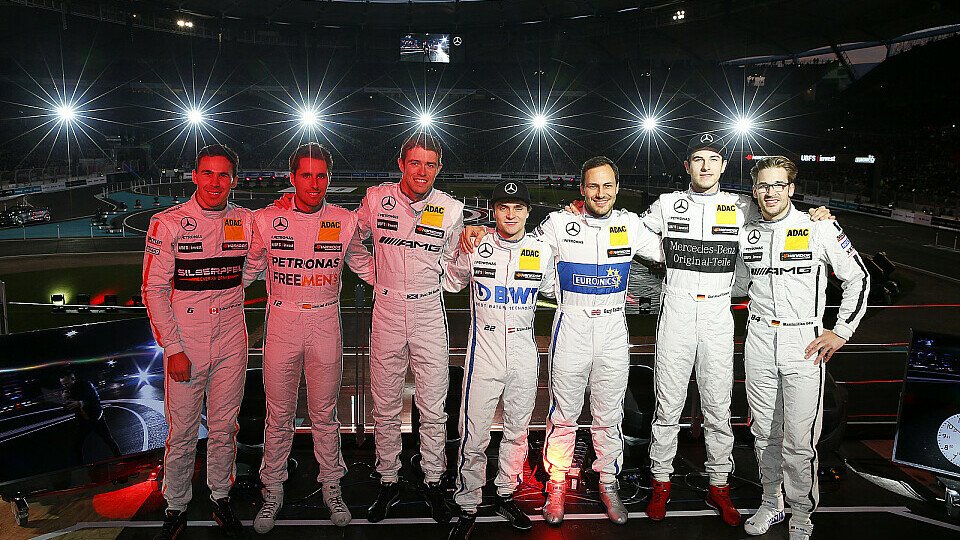 Insgesamt traten 16 Rennfahrer in Stuttgart an, Foto: Mercedes-Benz