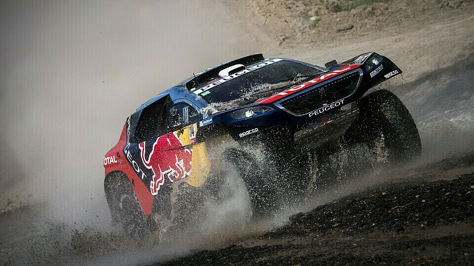 Sebastien Loeb auf dem Weg zum ersten Dakar-Sieg, Foto: Red Bull