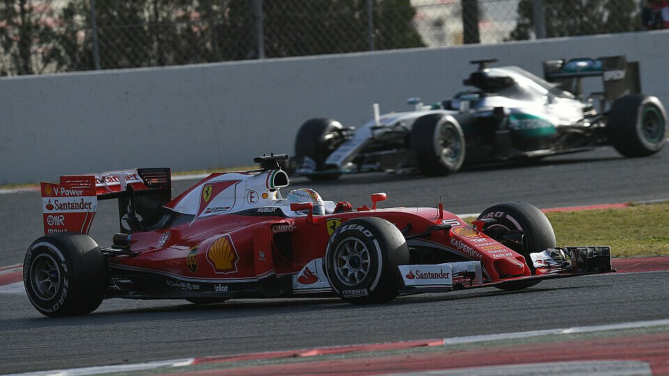 Wie 2015: Mercedes und Ferrari waren die Hauptdarsteller der Testfahrten, Foto: Sutton