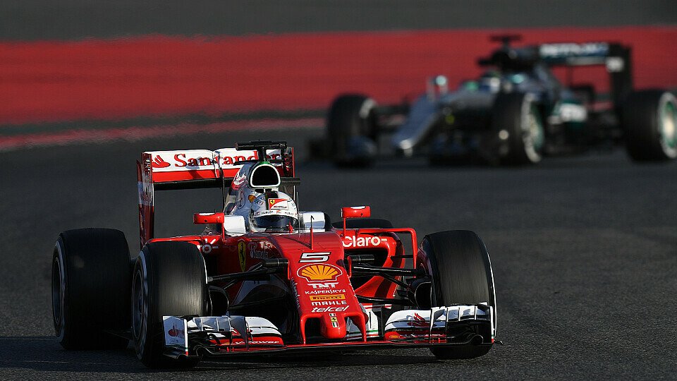 Mercedes vs. Ferrari - aber wer jagt in der Formel 1 2016 wen?, Foto: Sutton