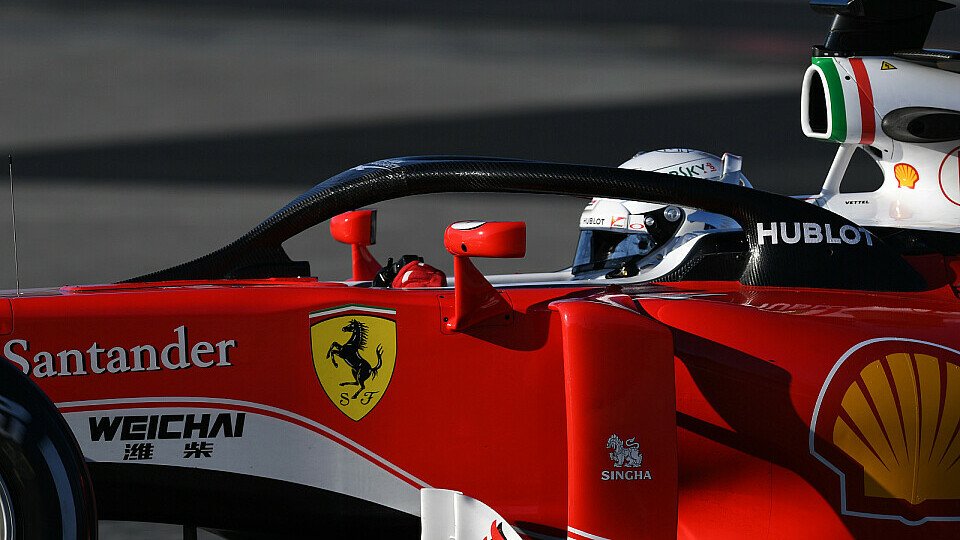 Ferrari testete das Halo-System bei den Testfahrten in Barcelona, Foto: Sutton