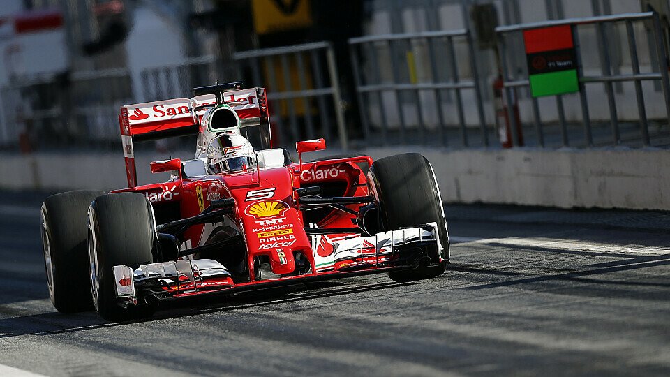 Sebastian Vettel fährt am letzten Tag in Barcelona die schnellste Zeit, Foto: Sutton