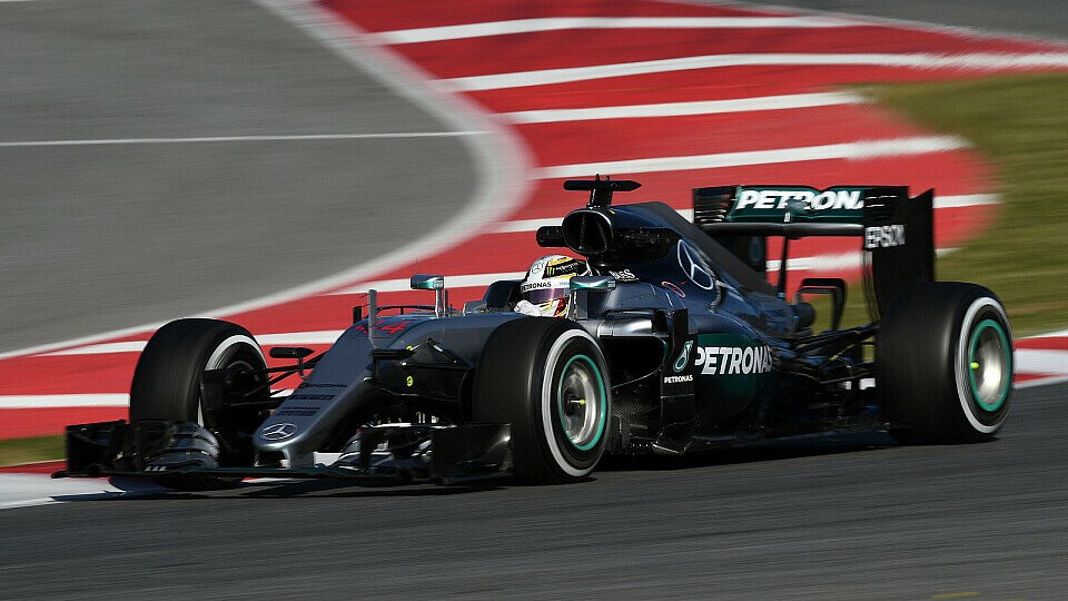 Lewis Hamilton ist im Mercedes auch beim Australien GP in Melbourne Favorit, Foto: Sutton
