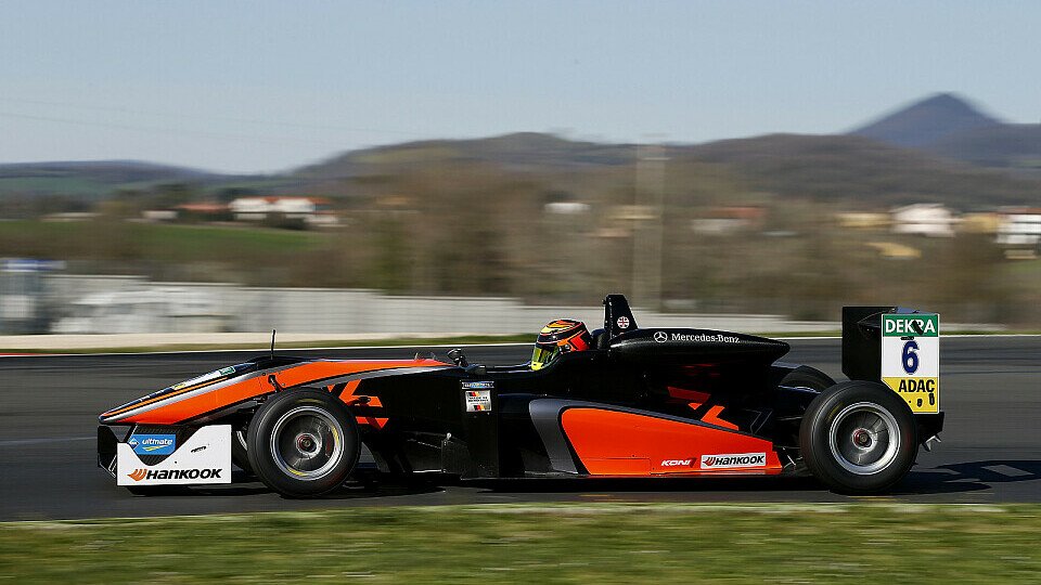 Callum Ilott war Schnellster bei den F3-Testfahrten in Vallelunga, Foto: FIA F3