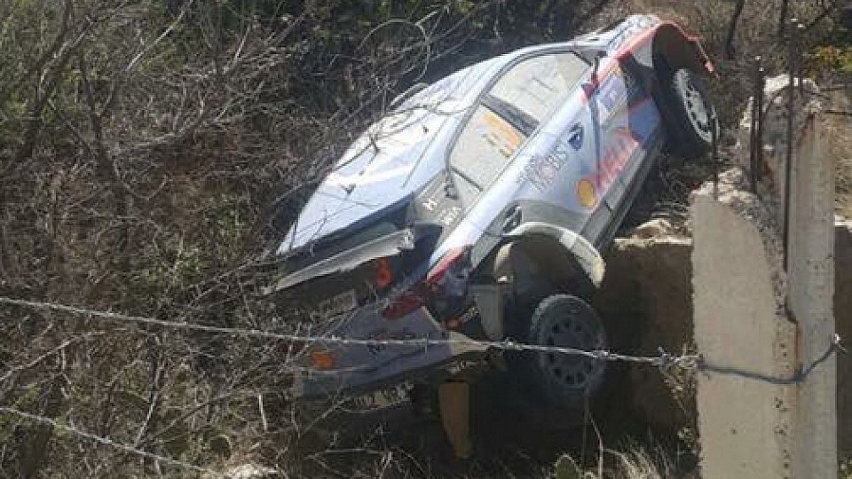 Thierry Neuville geht es nach seinem Unfall bei der Rallye Mexiko gut, Foto: Christian Balderas/Twitter