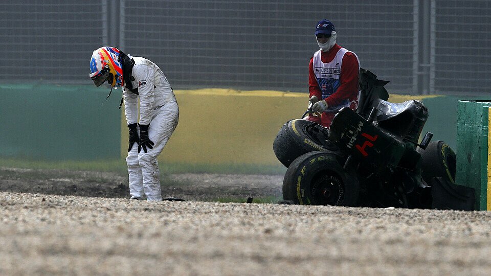 Fernando Alonso hatte in Australien einen Schutzengel, Foto: Sutton