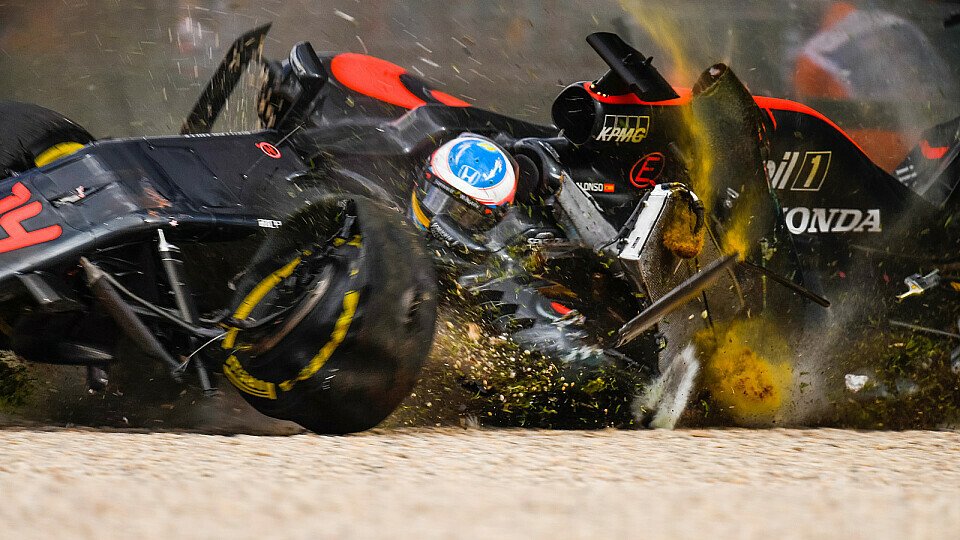 Die Sicherheitsstandards der Formel 1 verhindern meist schwere Verletzungen, Foto: Sutton