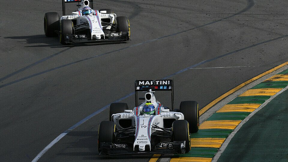 Williams' Valtteri Bottas und Felipe Massa reisen voller Hoffnung nach Bahrain, doch die Teamführung fürchtet sehr starke Gegner, Foto: Sutton