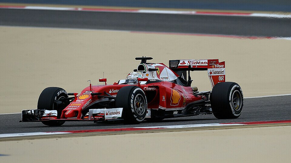 Sebastian Vettel stellte seinen Ferrari im Bahrain-Training auf P1, Foto: Ferrari